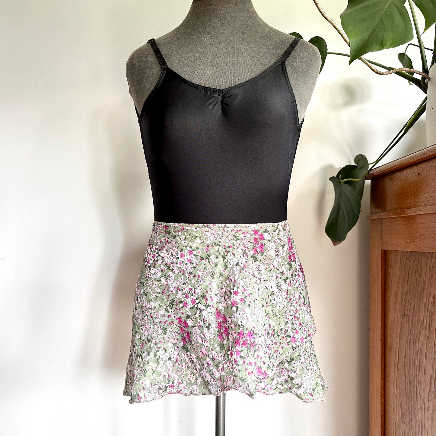 Chiffon Ballet Wrap Skirt (Size 34)