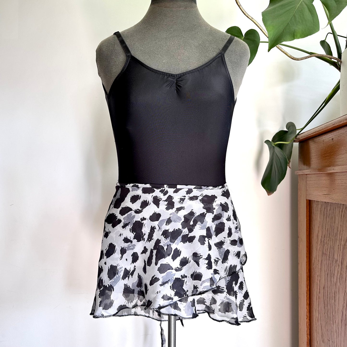 Chiffon Ballet Wrap Skirt (Size 34)